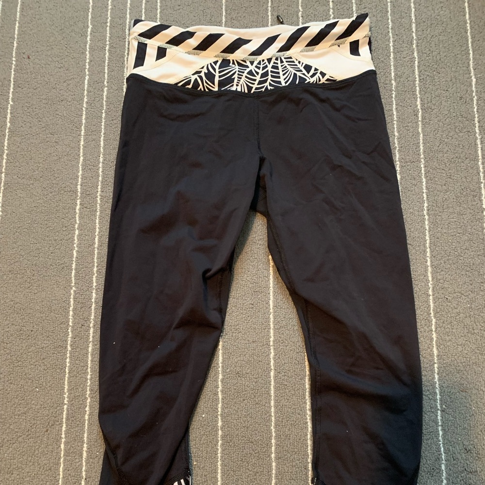 Lululemon cropped leggings